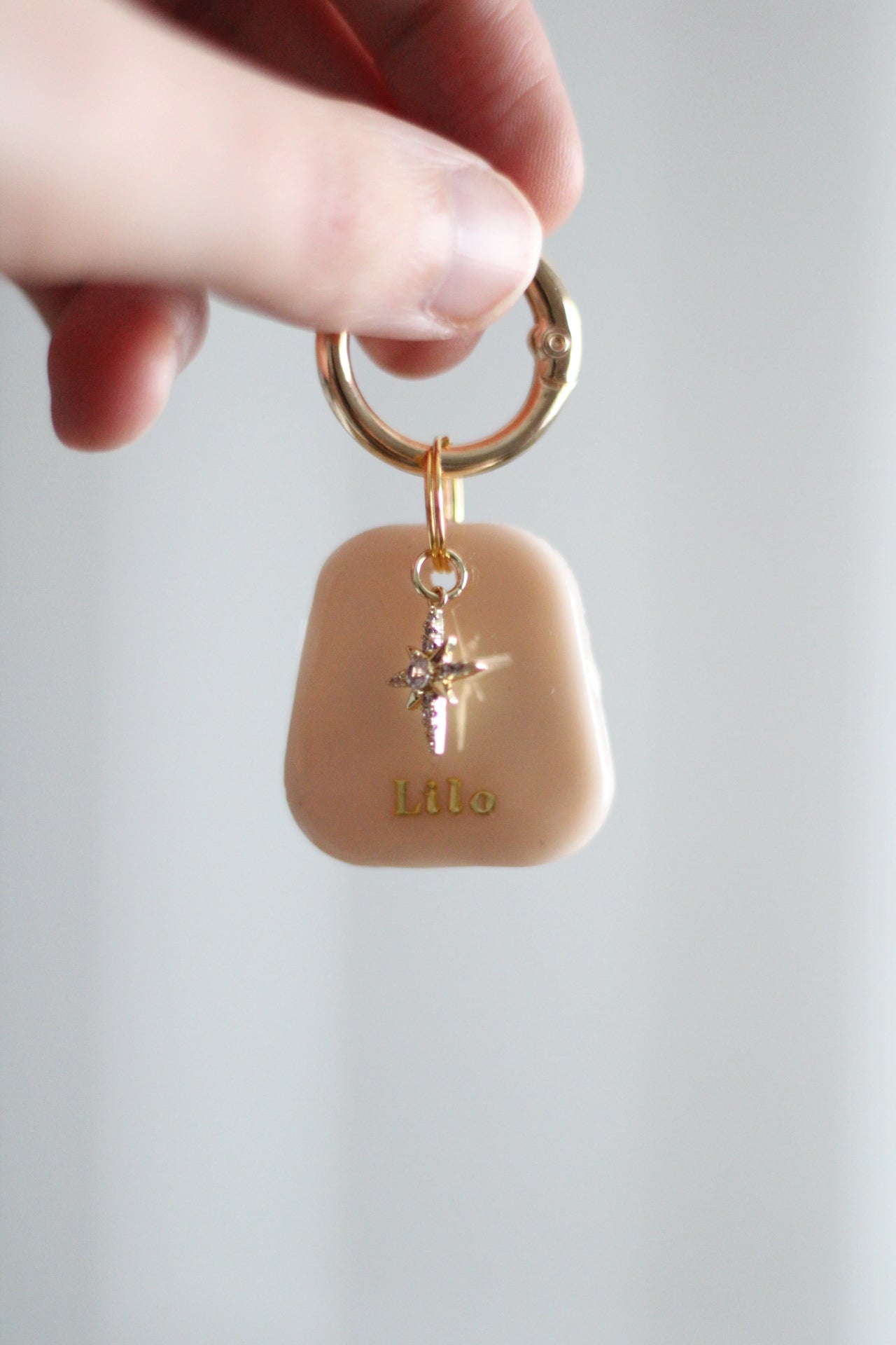 Organic square tag