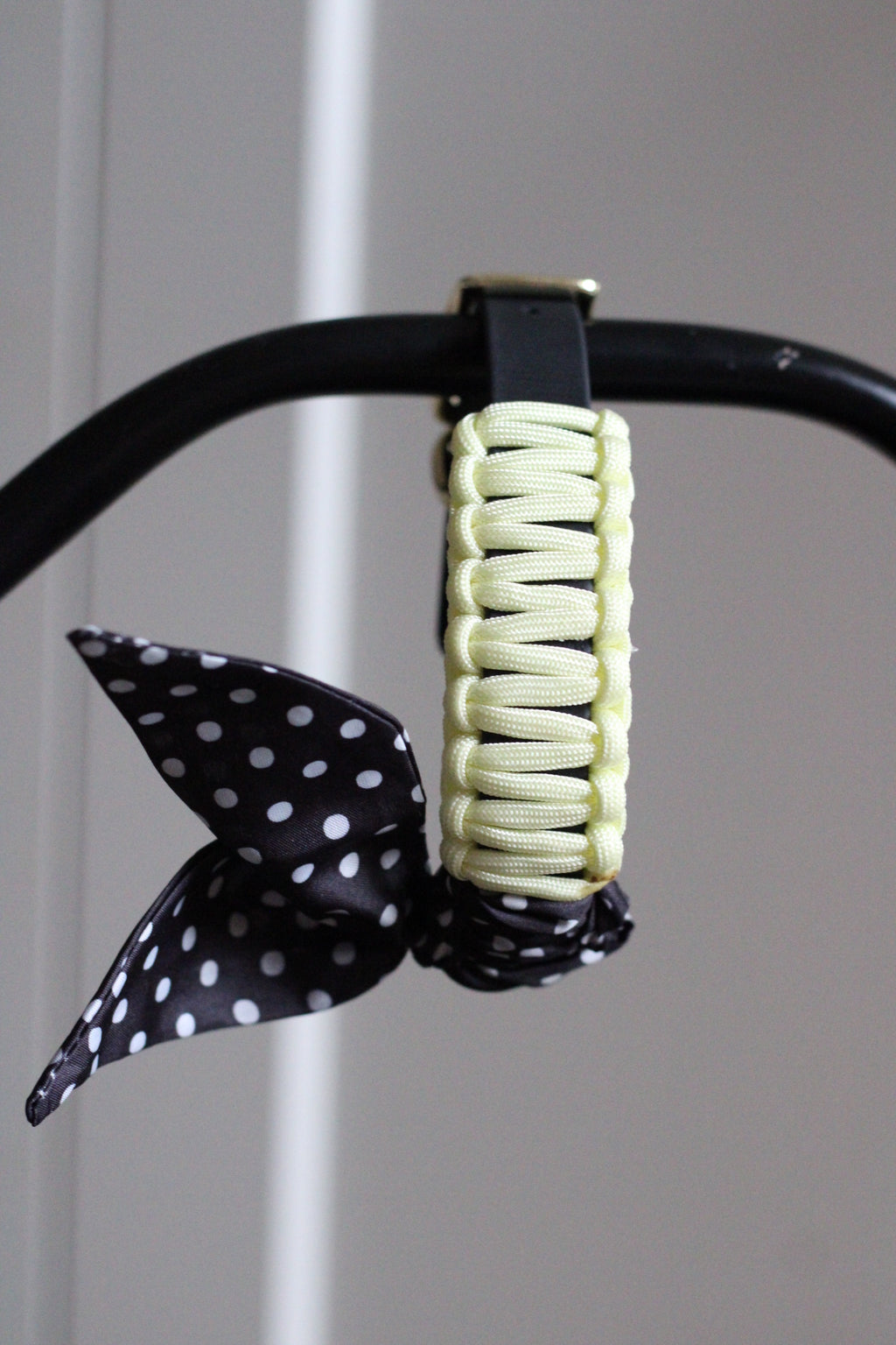Halsband Leo